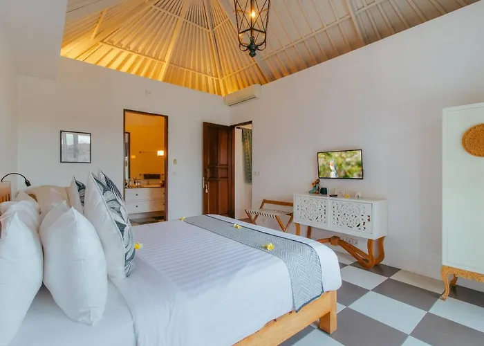 Private 2 Bedroom Pool Villa, 400m To Beach, Sleeps 4 Seminyak