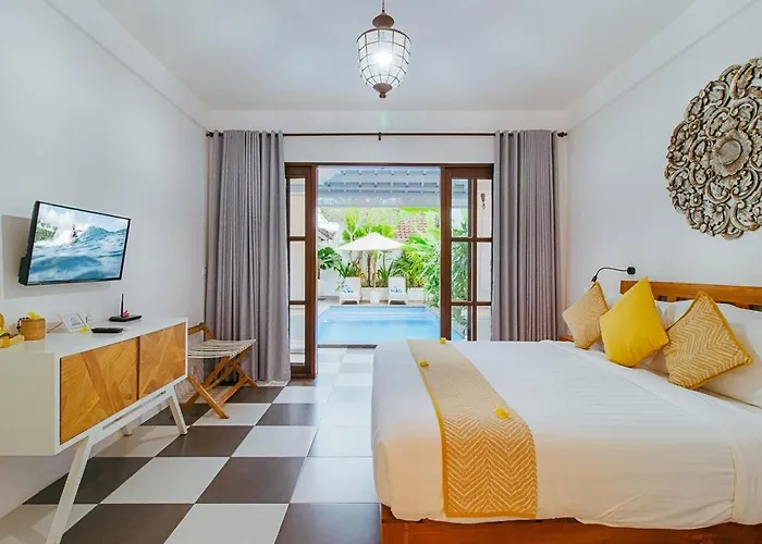 Private 2 Bedroom Pool Villa, 400m To Beach, Sleeps 4 * Seminyak
