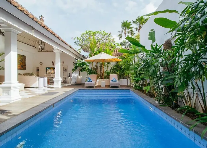Private 2 Bedroom Pool Villa, 400m To Beach, Sleeps 4 Villa Seminyak